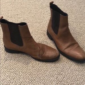 Eden brown boots